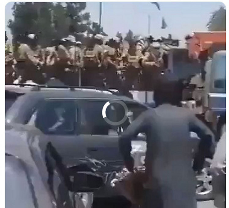 полиция Кабула сдалась