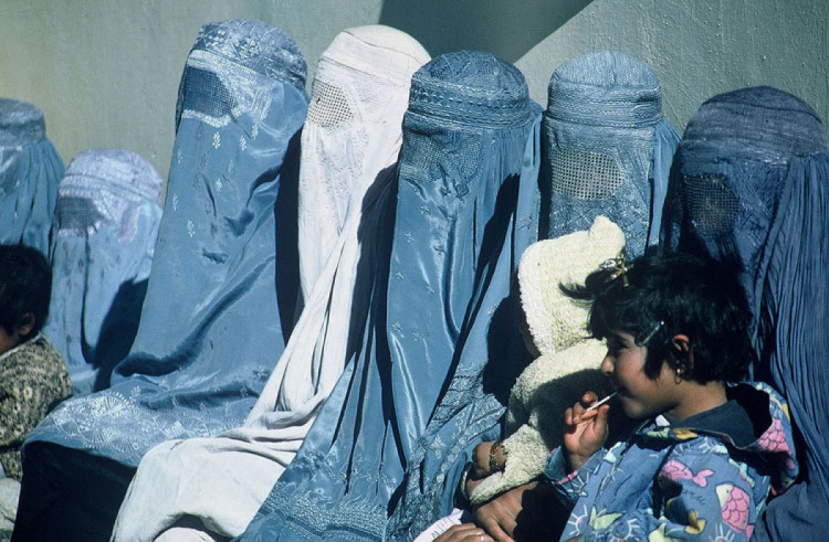 афганьки женщины после прихода Талибана
