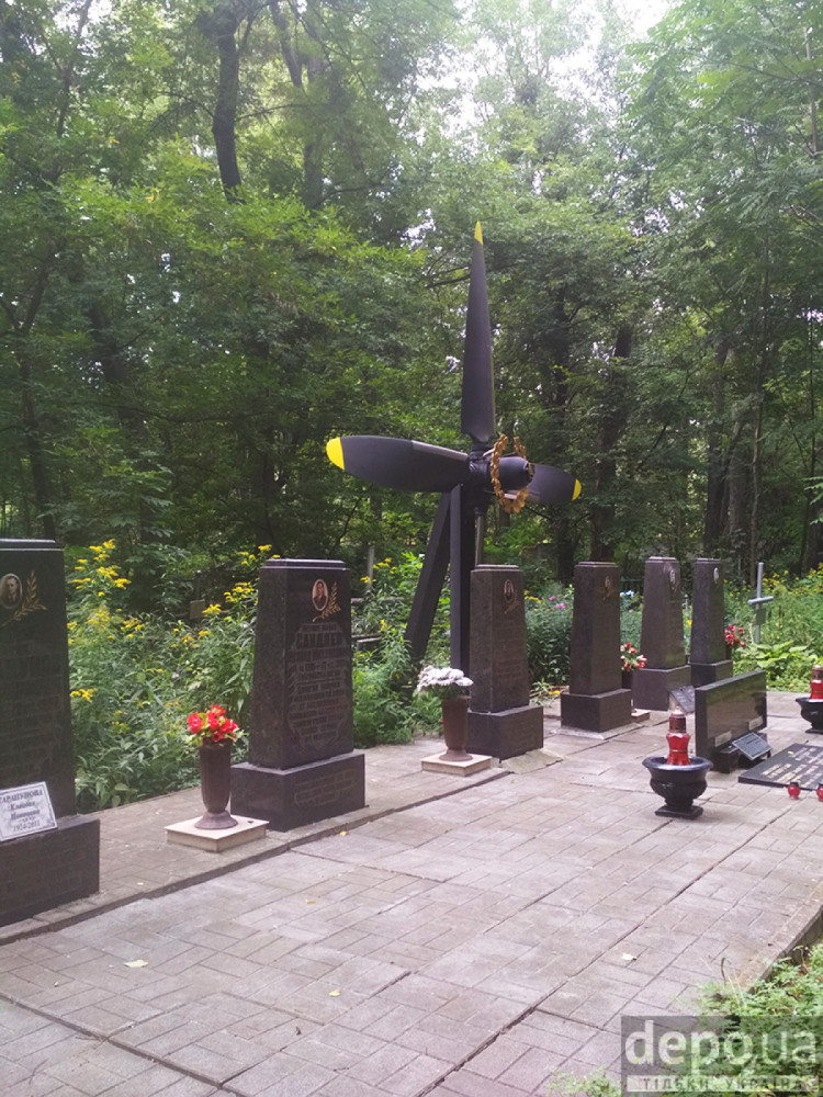 соломянське кладовище памятник авіакатастрофі іл