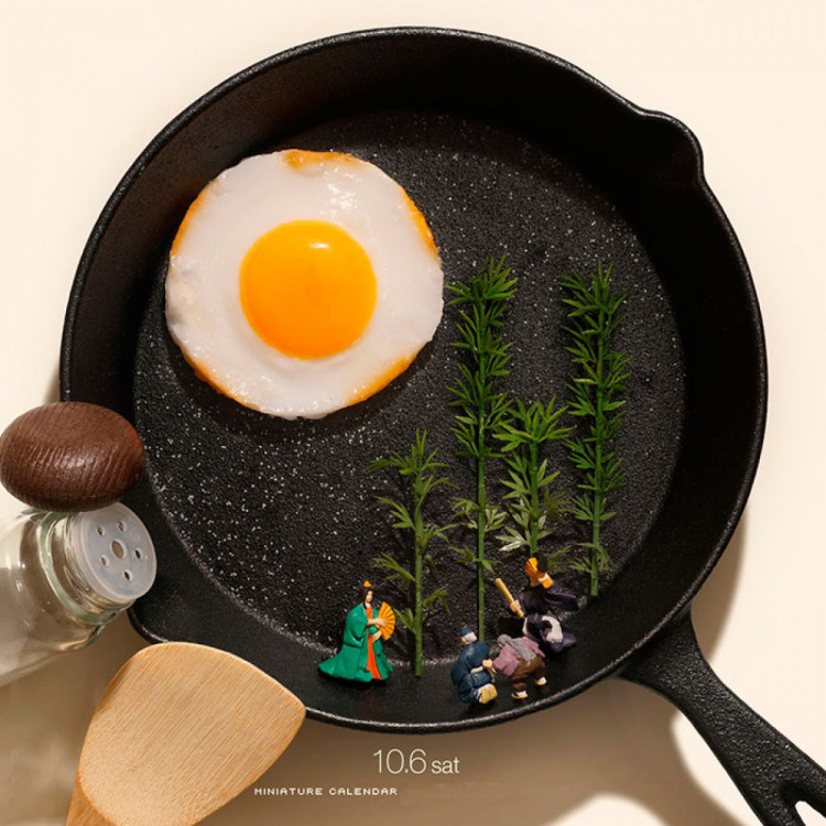 миниатюра Тацуя Танака сковорода с яичницей