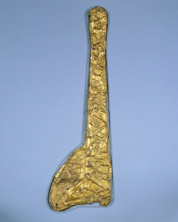 экспонат из коллекции скифского золота, которая должна вернуться в Украину8