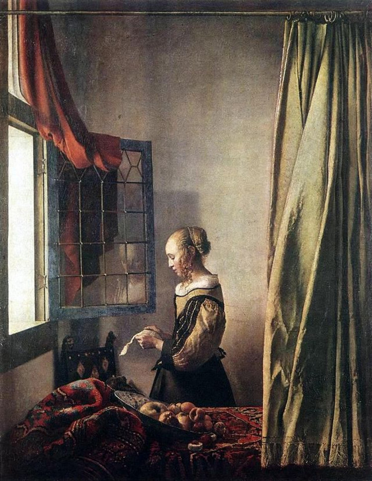 Девочка, читающая письмо у открытого окна