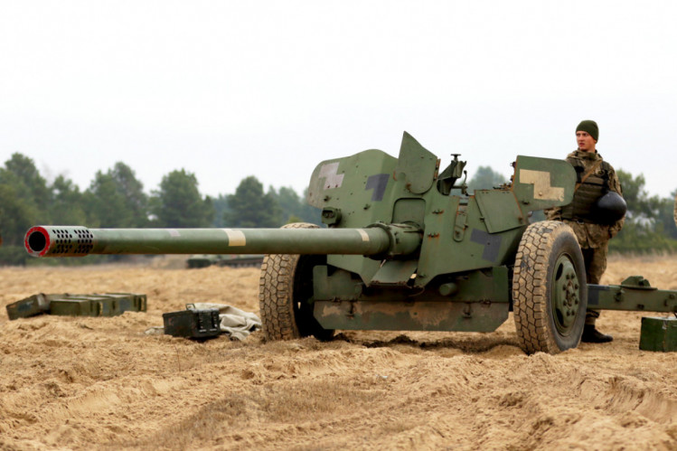100 мм противотанковая пушка МТ-12 "Рапира"