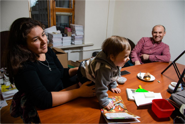 90% проведенных интервью для проекта Ирина оббегала с дочерью на руках