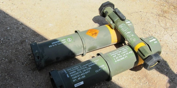 Гранатомет M141 Bunker Defeat Munition (BDM) / SMAW-D у режимі транспортування
