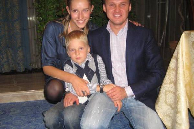 Катя Осадчая с первым мужем и сыном